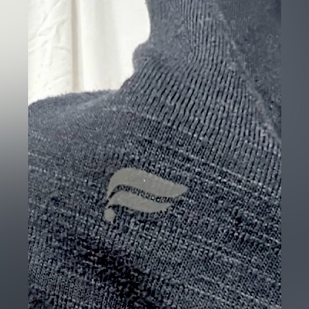 Fabletics Black Cotton Activewear Tank Muscle Top Classic Crew Neck Workout - Picture 5 of 6